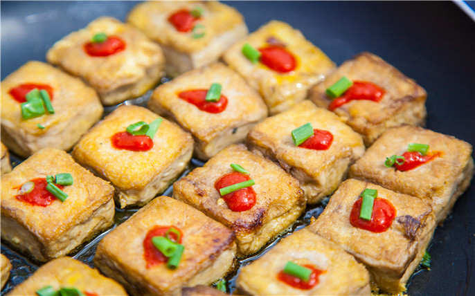 1524624328482721.jpg 江南水鄉(xiāng)狂歡節(jié)-第十八屆中國烏鎮(zhèn)烏村香市 (37)清明小吃.jpg