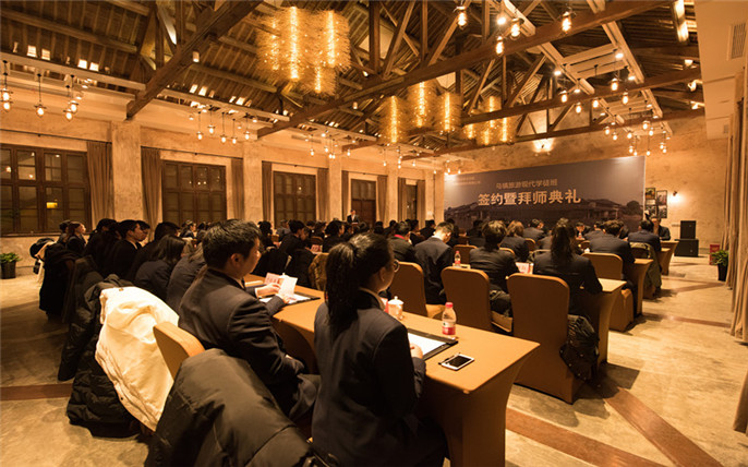 1527728549685792.jpg 2.jpg