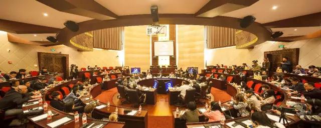 1527733921924633.jpg 13大型圓桌會議.jpg