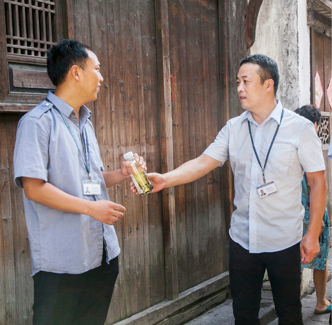 1527737032192911.jpg 4a.jpg