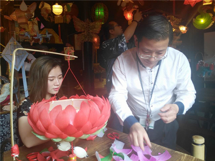 1527748425488480.jpg 2.jpg