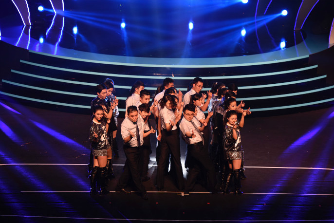 1527751821604628.jpg 25jiemu-I will survive.jpg