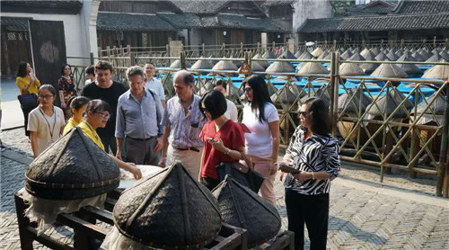 1527754211384722.jpg 5.jpg