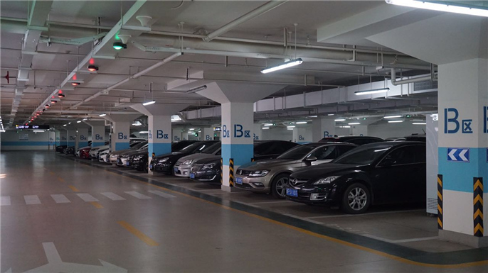 7▲ 車位引導（綠燈對應(yīng)點為可用停車位）.jpg