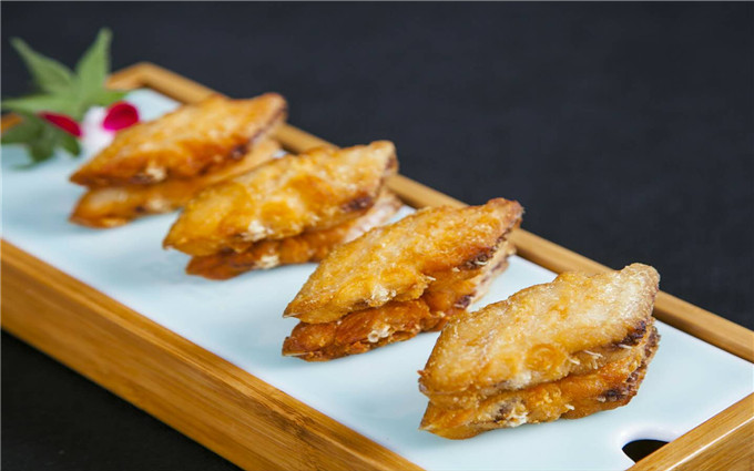 黃金酥帶魚(yú)_副本.jpg