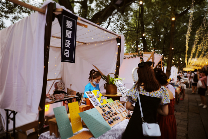 1594881811657789.jpg 烏鎮(zhèn)如意橋夜市 (3).jpg